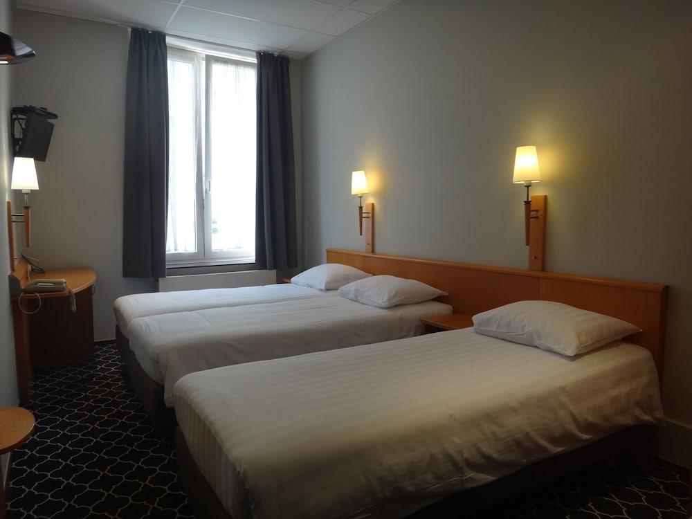 Safestay Brussels Grand Place Экстерьер фото
