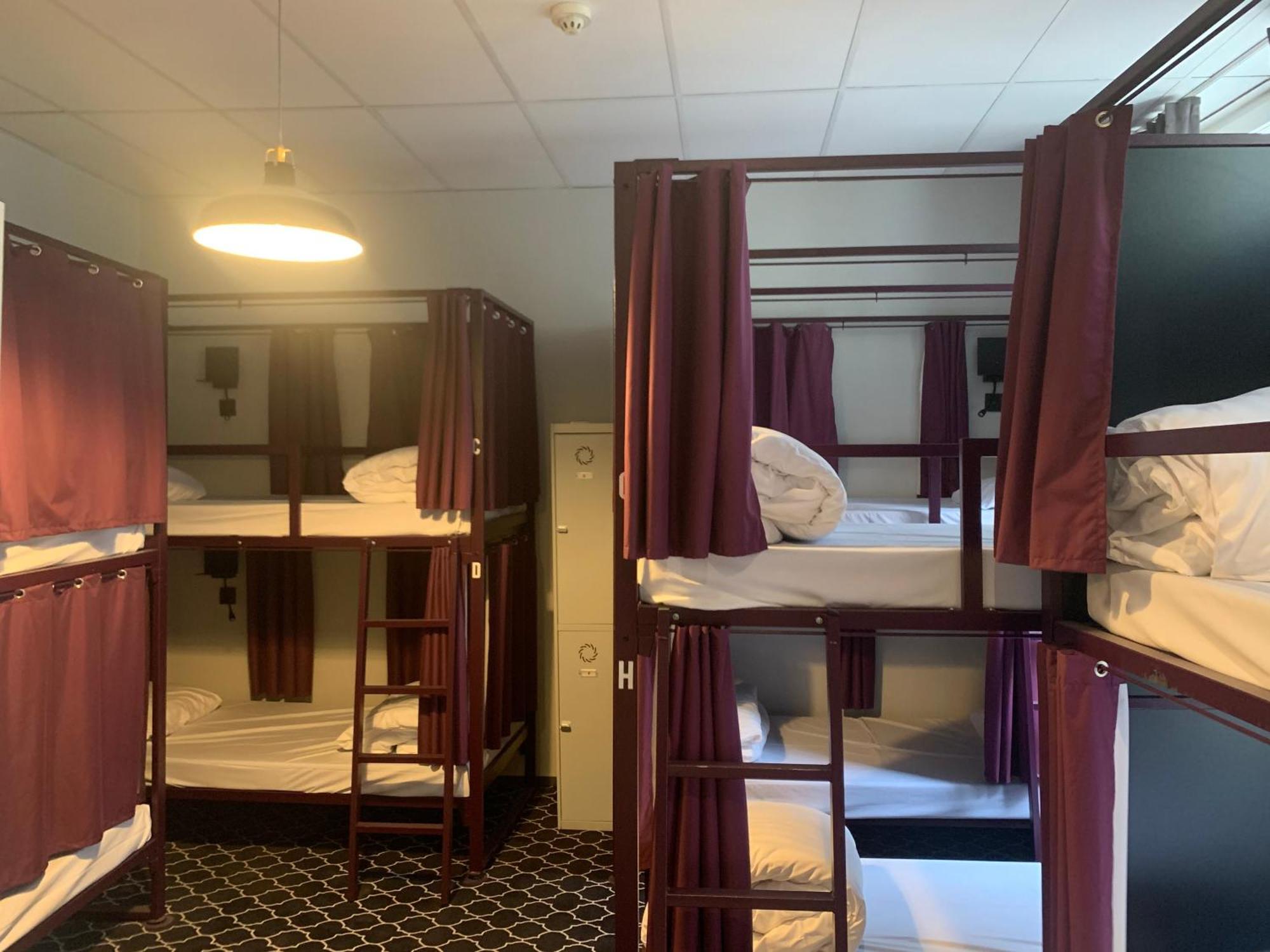 Safestay Brussels Grand Place Экстерьер фото