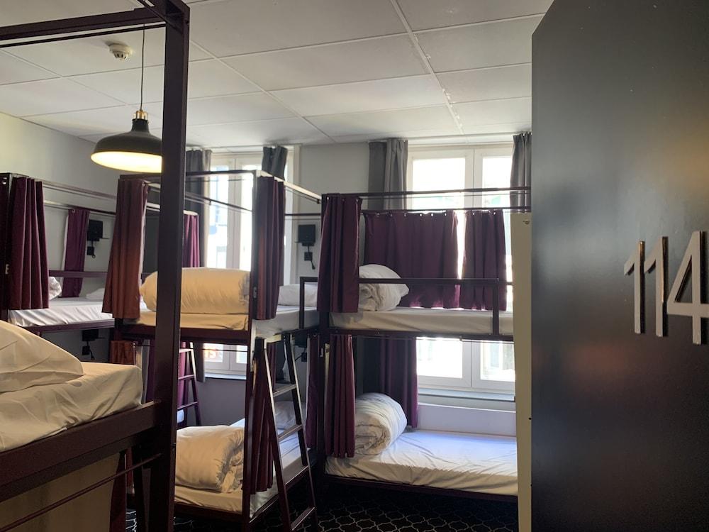 Safestay Brussels Grand Place Экстерьер фото