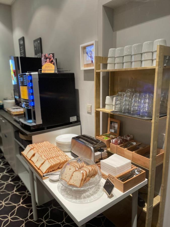 Safestay Brussels Grand Place Экстерьер фото