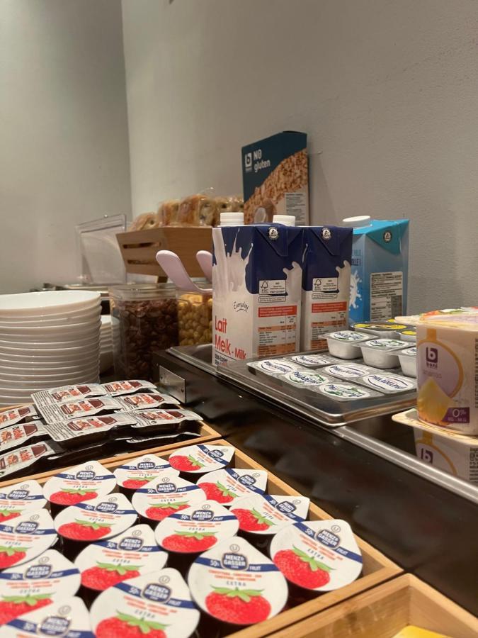 Safestay Brussels Grand Place Экстерьер фото