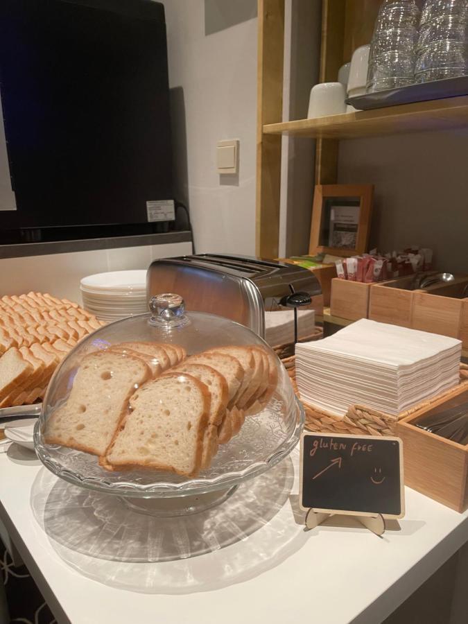 Safestay Brussels Grand Place Экстерьер фото