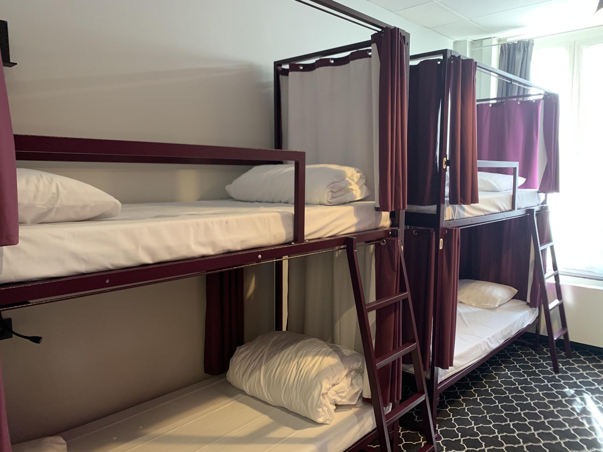 Safestay Brussels Grand Place Экстерьер фото