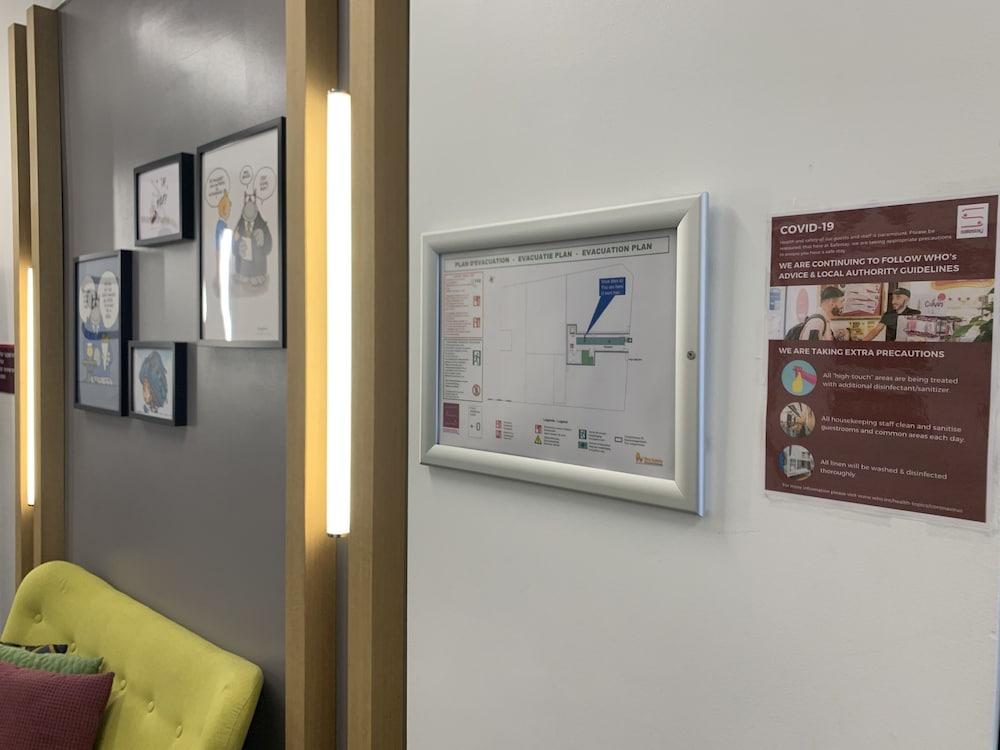 Safestay Brussels Grand Place Экстерьер фото