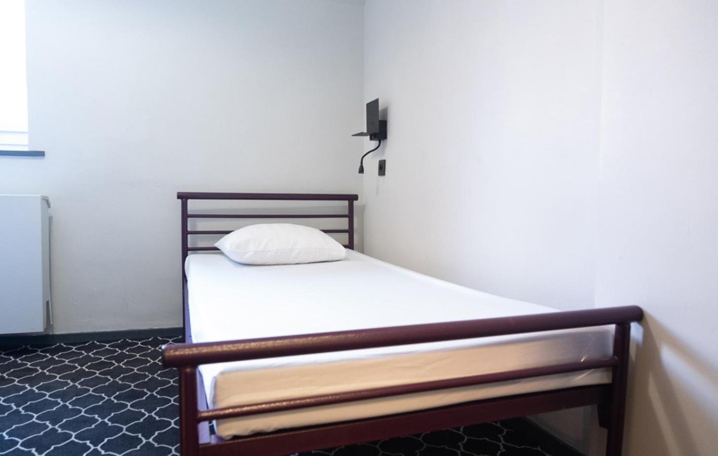 Safestay Brussels Grand Place Экстерьер фото