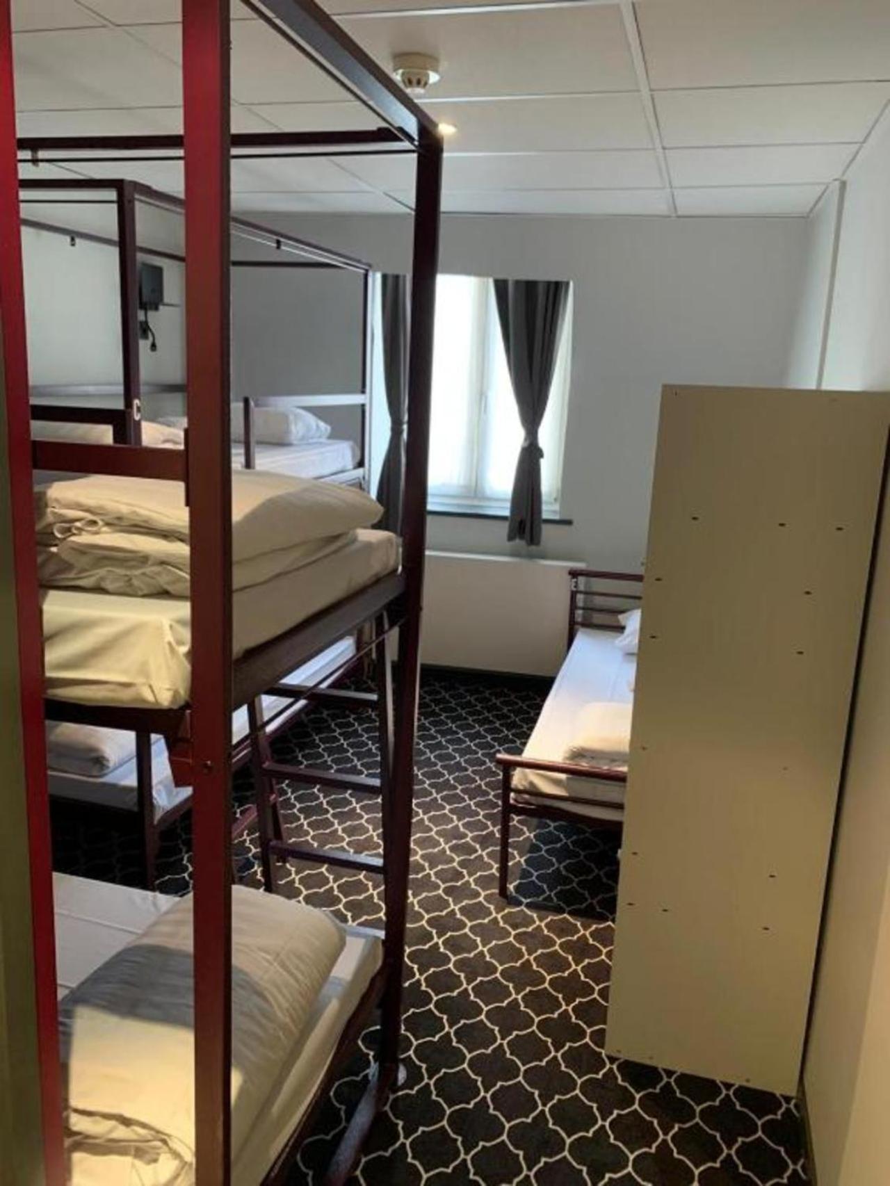Safestay Brussels Grand Place Экстерьер фото
