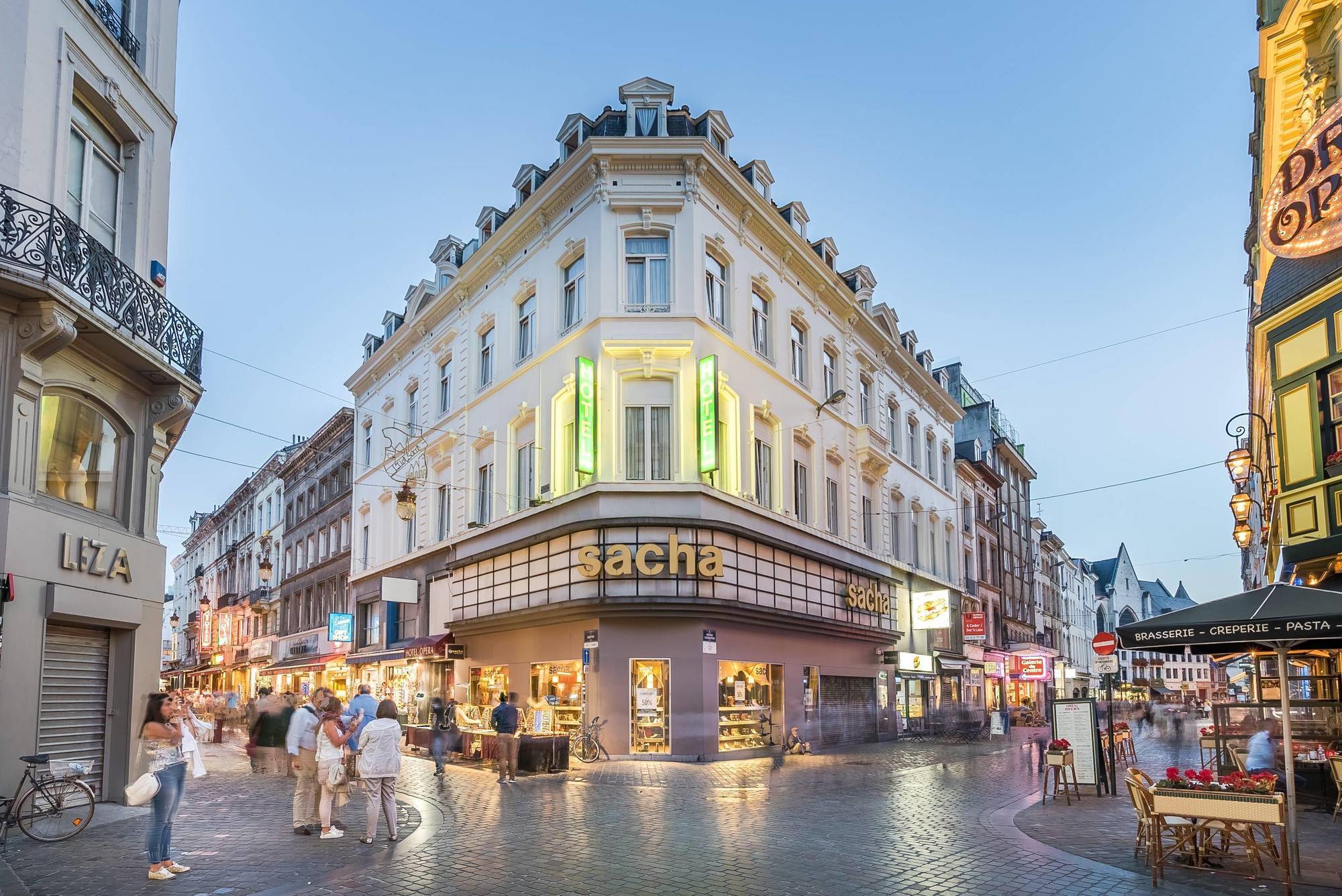 Safestay Brussels Grand Place Экстерьер фото